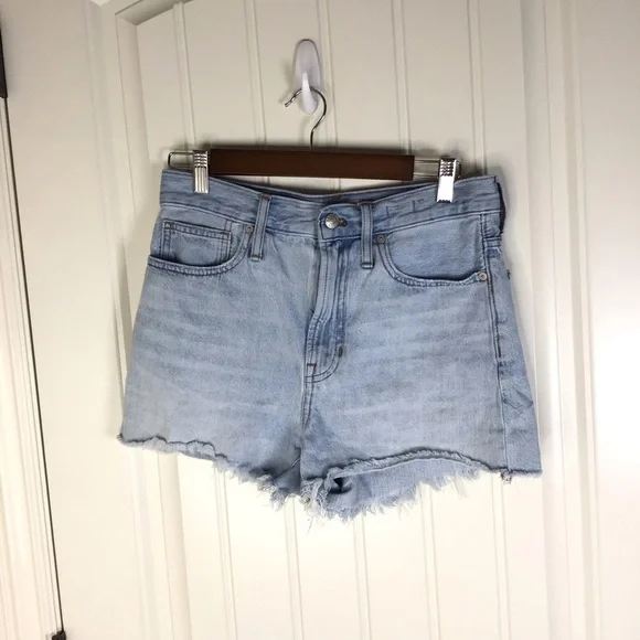 Madewell The Perfect Jean Short in Millman Wash Size 27. - Picture 2 of 9